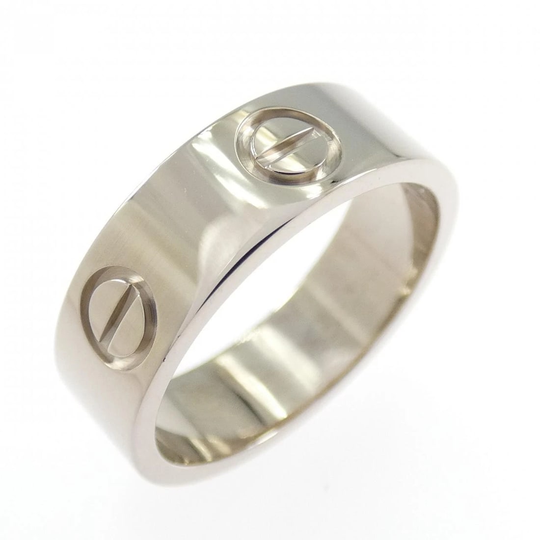 CARTIER LOVE RING: Cartier Love Ring Brand: CARTIER Type/Style: Cartier Ring Material: 750 white gold, Color: White Gold Size: US5 1/4(50) Accessories: None Accessories Notice: When purchasing pre-owned goods, please