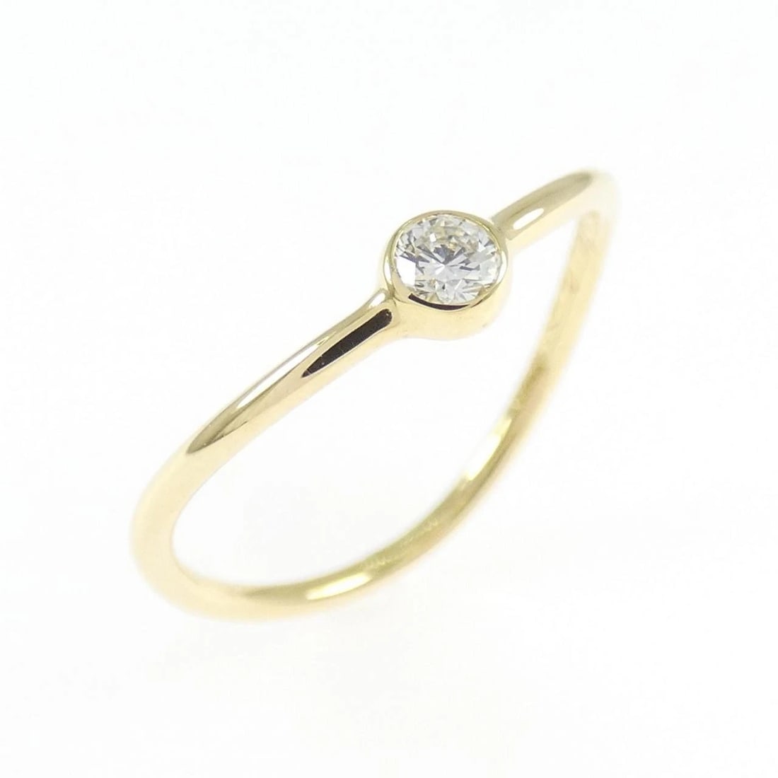 TIFFANY & CO. WAVE SINGLE ROW RING: TIFFANY & Co. Wave Single Row Ring Brand: TIFFANY&Co. Type/Style: TIFFANY & Co. Ring Material: 750 yellow gold, Main Stone Natural Color: Yellow Gold Size: US4 Accessories: None Accessories Notice: