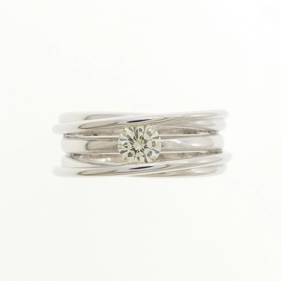 TASAKI DIAMOND RING: TASAKI Diamond Ring Brand: TASAKI Type/Style: Tasaki Ring Material: K18 white gold, Main Stone Natural Color: White Gold Size: US6 1/4 Accessories: None Accessories Notice: When purchasing pre-owned