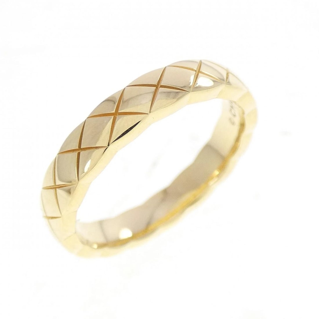 CHANEL COCO CRUSH MINI RING: Chanel Coco Crush Mini Ring Brand: CHANEL Type/Style: Chanel Ring Material: 750 yellow gold, Color: Yellow Gold Size: US4(47) Accessories: None Accessories Notice: When purchasing pre-owne