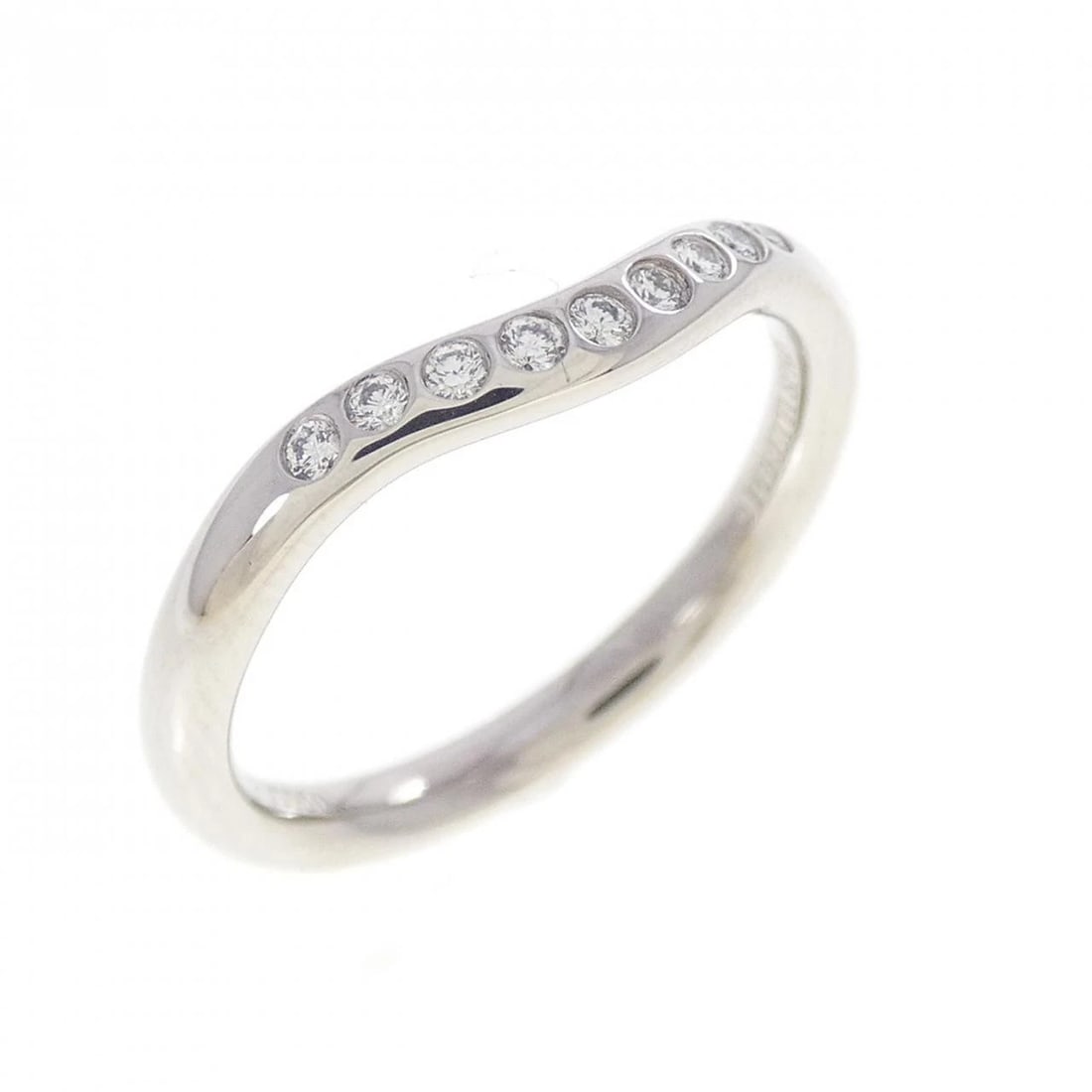 TIFFANY & CO. CURVED RING: TIFFANY & Co. Curved Ring Brand: TIFFANY&Co. Type/Style: TIFFANY & Co. Ring Material: Platinum950, Main Stone Natural Color: Silver Size: US4 Accessories: None Accessories Notice: When purchasing
