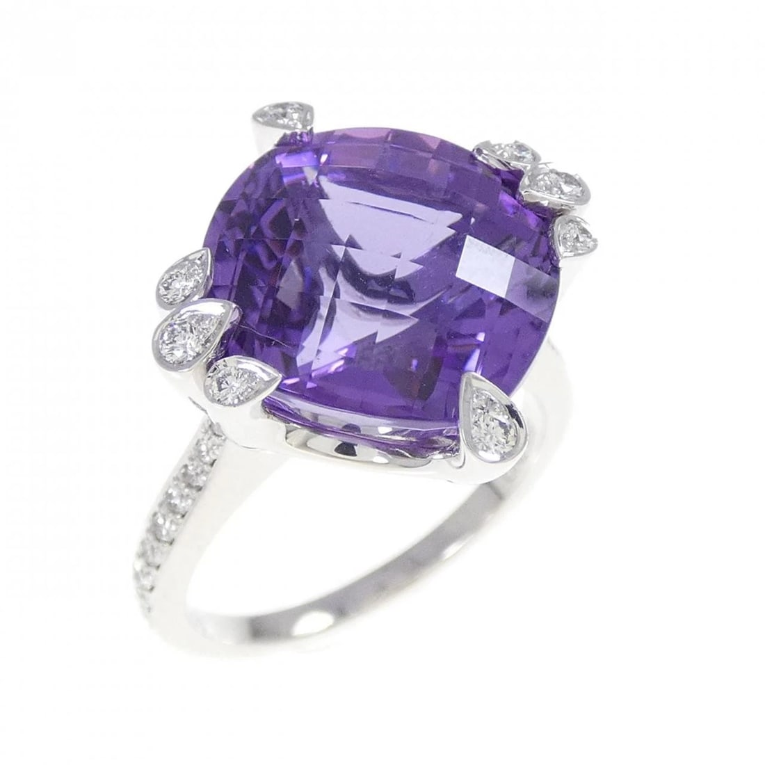 CARTIER INDIA MYSTERIOUS LM RING: Cartier India Mysterious LM Ring Brand: CARTIER Type/Style: Cartier Ring Material: 750 white gold, Main Stone Amethyst Color: White Gold Size: US5 3/4(51) Accessories: None Accessories Notice: When