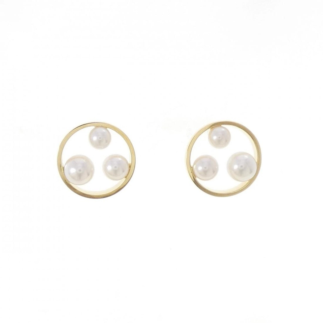 MIKIMOTO AKOYA PEARL PIERCE: Mikimoto Akoya Pearl Pierce Brand: MIKIMOTO Type/Style: MIKIMOTO Pierce/Earring Material: K18 yellow gold, Main Stone Akoya Pearl Color: Yellow Gold Size: Actual Size Diameteraround: 10.4mm
