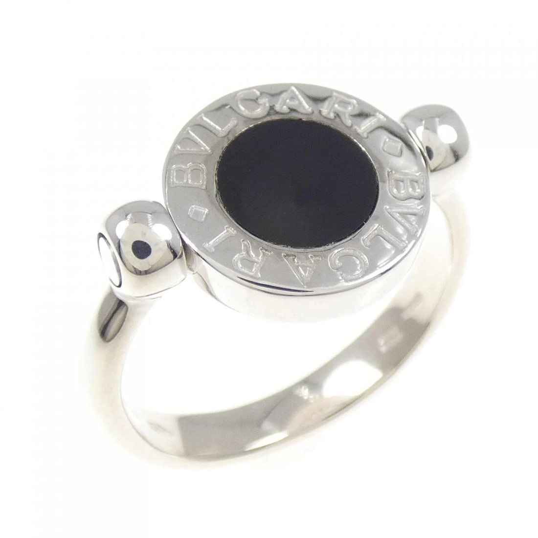 BVLGARI RING: Bvlgari Ring Brand: BVLGARI Type/Style: Bulgari Ring Material: 750 white gold, Main Stone Onyx Color: White Gold Size: US4 Accessories: None Accessories Notice: When purchasing pre-owned goods,