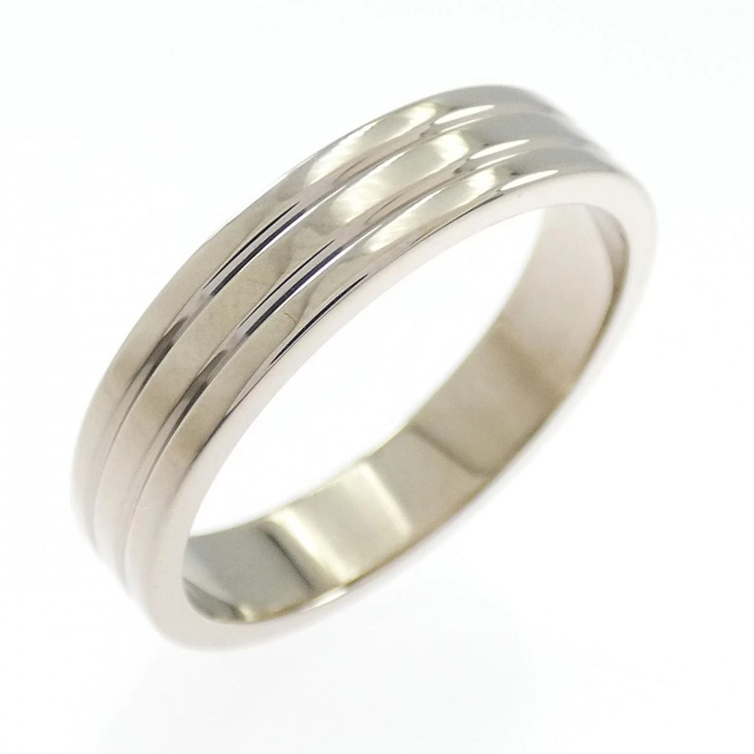 CARTIER LOUIS CARTIER RING: Cartier Louis Cartier Ring Brand: CARTIER Type/Style: Cartier Ring Material: 750 white gold, Color: White Gold Size: US9(59) Accessories: None Accessories Notice: When purchasing pre-owned goods,