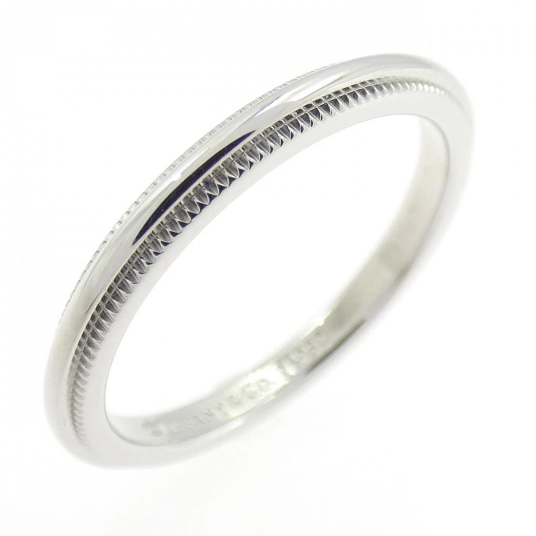 TIFFANY & CO. MILGRAIN RING: TIFFANY & Co. Milgrain Ring Brand: TIFFANY&Co. Type/Style: TIFFANY & Co. Ring Material: Platinum950, Color: Silver Size: US4 3/4 Accessories: None Accessories Notice: When purchasing pre-owned goods,