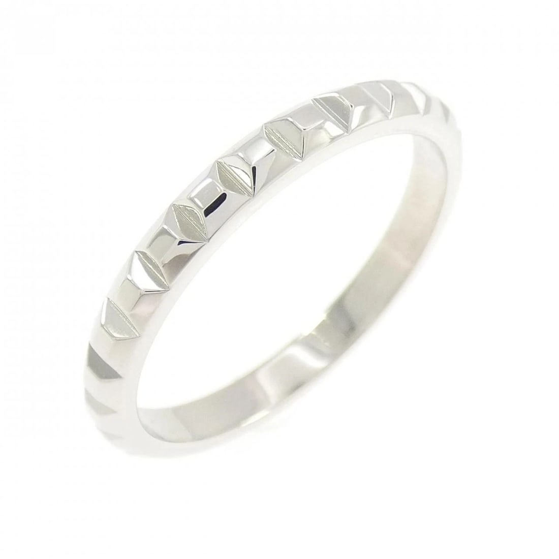 BOUCHERON CLOU DE PARIS MEDIUM RING: Boucheron Clou de Paris Medium Ring Brand: Boucheron Type/Style: Boucheron Ring Material: Platinum950, Color: Silver Size: US9 1/4(60) Accessories: None Accessories Notice: When purchasing pre-owned