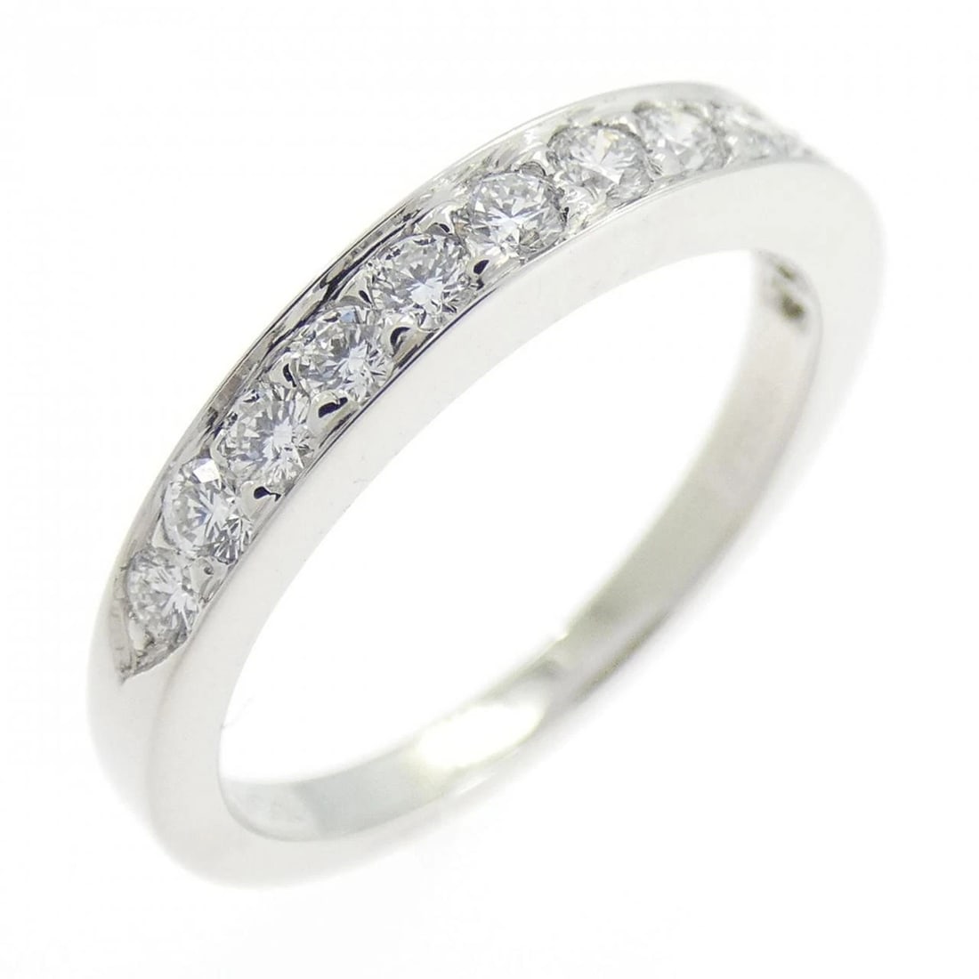 TIFFANY & CO. BEAD-SET RING: TIFFANY & Co. Bead-Set Ring Brand: TIFFANY&Co. Type/Style: TIFFANY & Co. Ring Material: Platinum950, Main Stone Natural Color: Silver Size: US4 1/4 Accessories: None Accessories Notice: Wh
