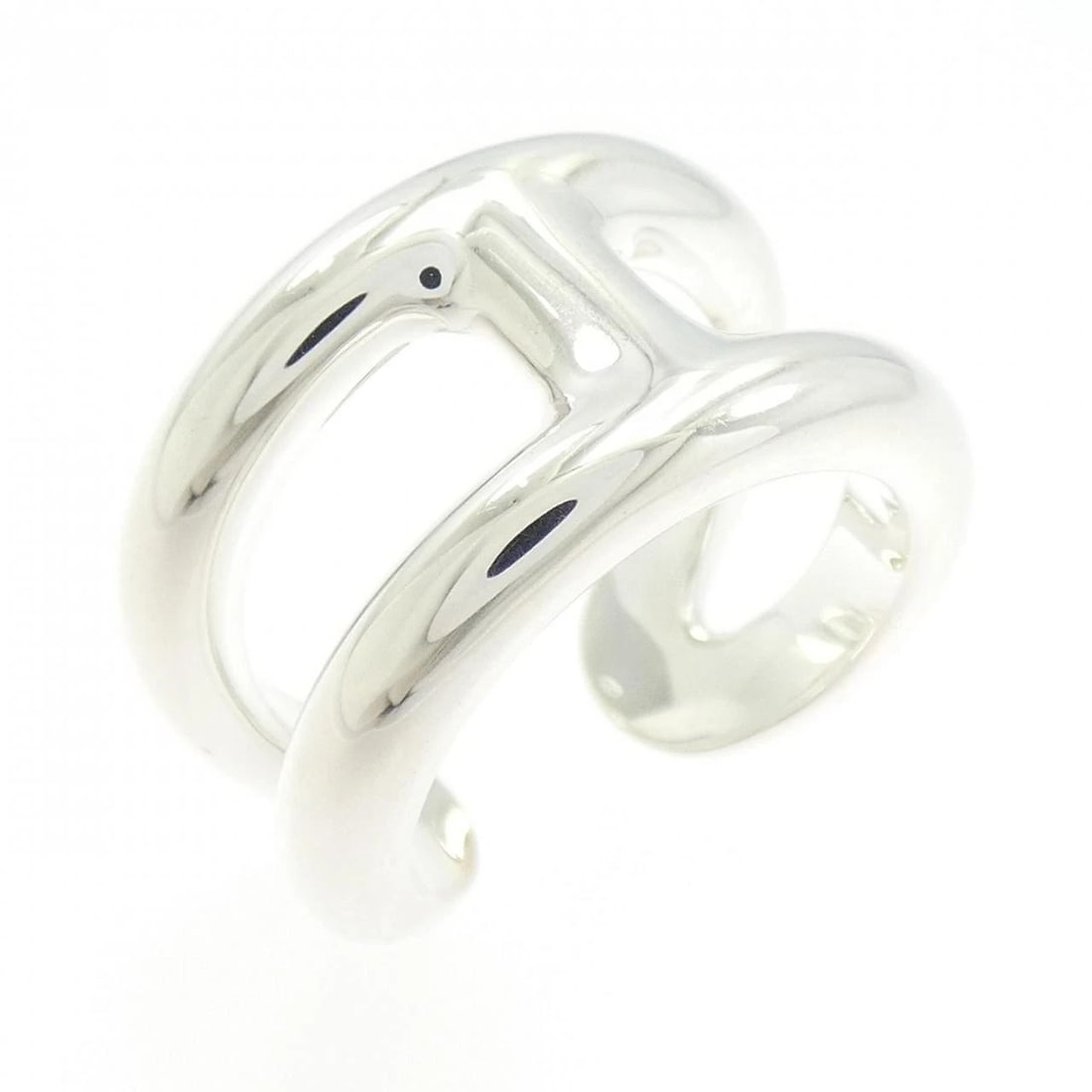 HERMES OSMOZ SMALL RING: Hermes Osmoz Small Ring Brand: HERMES Type/Style: Hermes Ring Material: 925Silver, Color: Silver Size: US6 1/2(53) Accessories: None Accessories Notice: When purchasing pre-owned goods, pl