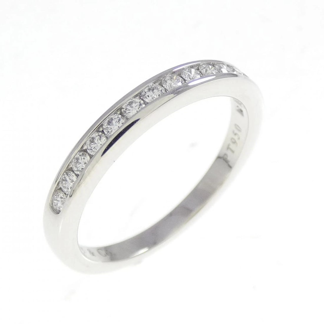 TIFFANY & CO. HALF CIRCLE CHANNEL SETTING RING: TIFFANY & Co. Half Circle Channel Setting Ring Brand: TIFFANY&Co. Type/Style: TIFFANY & Co. Ring Material: Platinum950, Main Stone Natural Color: Silver Size: US3 3/4 Accessories: None Accessories