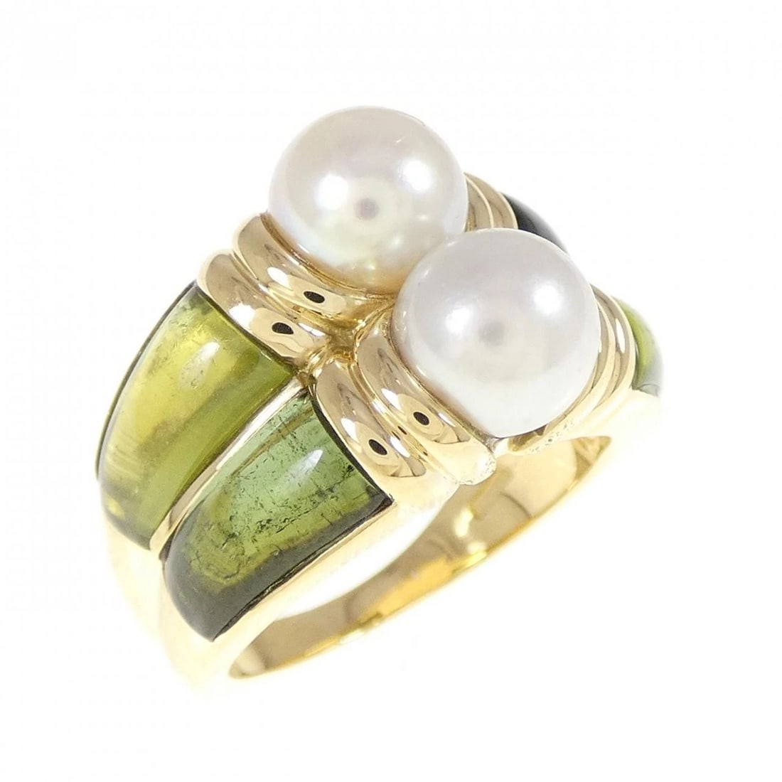 BULGARI AKOYA PEARL RING: Bulgari Akoya Pearl Ring Brand: BVLGARI Type/Style: Bulgari Ring Material: 750 yellow gold, Main Stone Akoya Pearl Color: Yellow Gold Size: US6 1/2 Accessories: None Accessories Notice: When