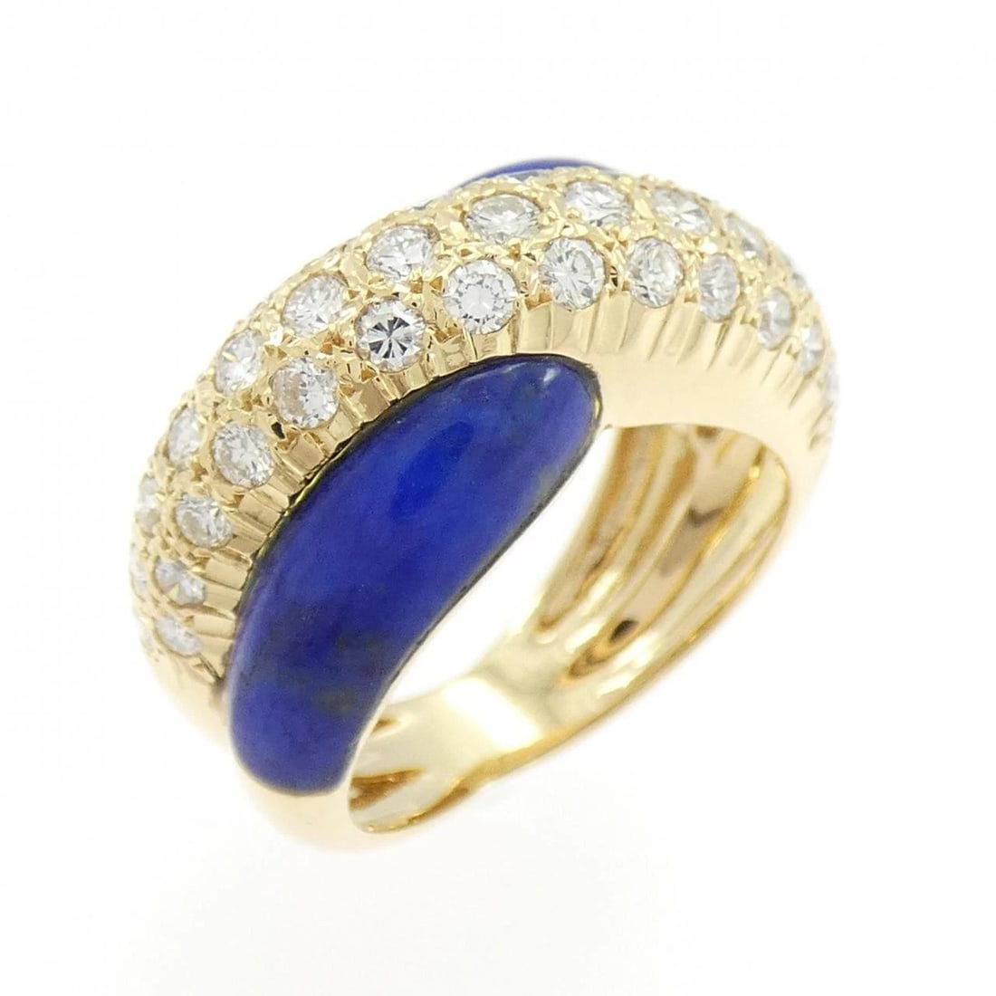 VAN CLEEF & ARPELS LAPIS LAZULI RING: Van Cleef & Arpels Lapis Lazuli Ring Brand: Van Cleef & Arpels Type/Style: Van Cleef & Arpels Ring Material: 750 white gold, Main Stone Lapis Lazuli Color: White Gold Size: US5 Accessories: None