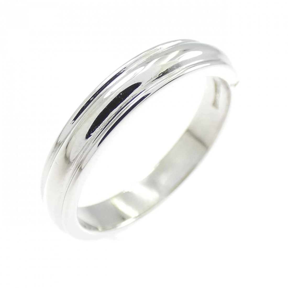 BOUCHERON PT950 RING: Boucheron PT950 Ring Brand: Boucheron Type/Style: Boucheron Ring Material: Platinum950, Color: Silver Size: US3 1/4(45) Accessories: None Accessories Notice: When purchasing pre-owned goods, please