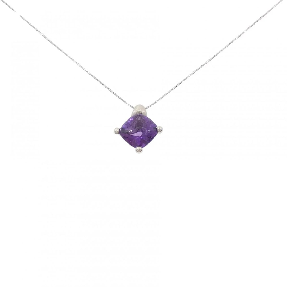 TASAKI AMETHYST NECKLACE: TASAKI Amethyst Necklace Brand: TASAKI Type/Style: Tasaki Necklace Material: K18white gold, Main Stone Amethyst Color: White Gold Size: length45cmActual Size Pendant length approx. x width approx.: