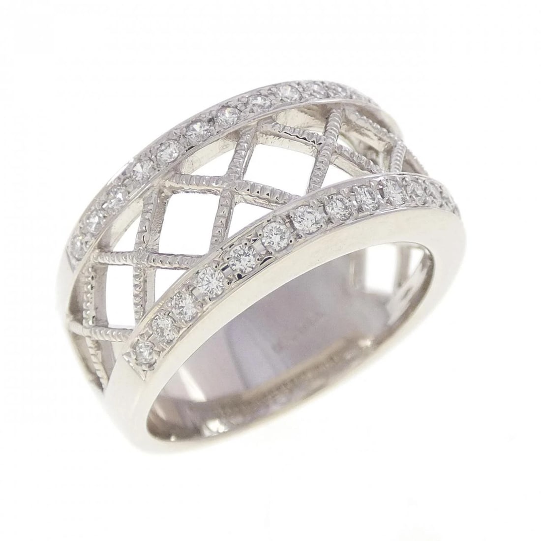 MIKIMOTO DIAMOND RING: Mikimoto Diamond Ring Brand: MIKIMOTO Type/Style: Mikimoto Ring Material: Platinum950, Main Stone Natural Color: Platinum Size: US6 1/2 Accessories: None Accessories Notice: When purchasing pre-owned