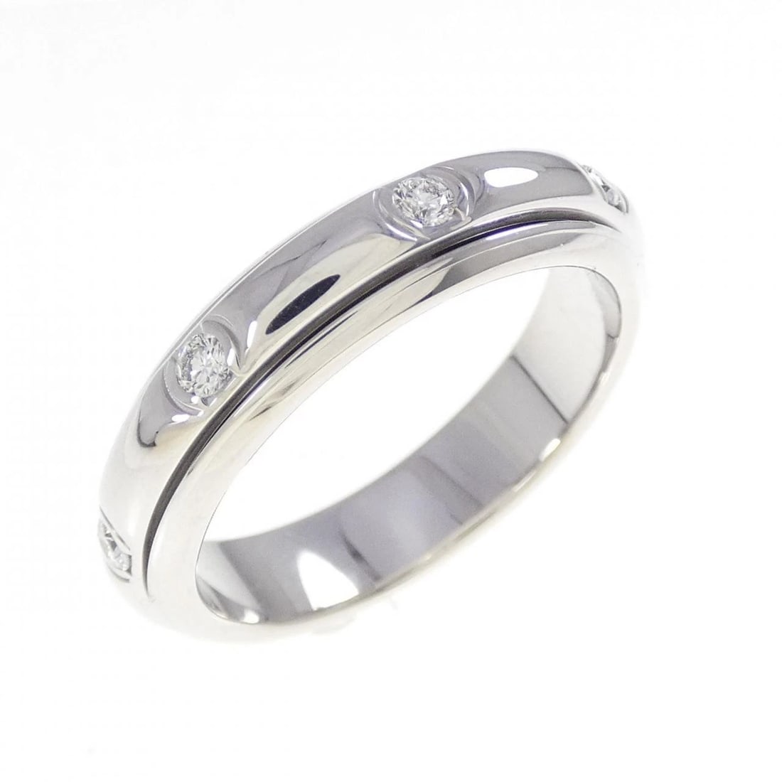 PIAGET POSSESSION RING: PIAGET Possession ring Brand: PIAGET Type/Style: PIAGET Ring Material: 750 white gold, Main Stone Natural Color: white gold Size: US9 1/4(60) Accessories: None Accessories Notice: When purchasing