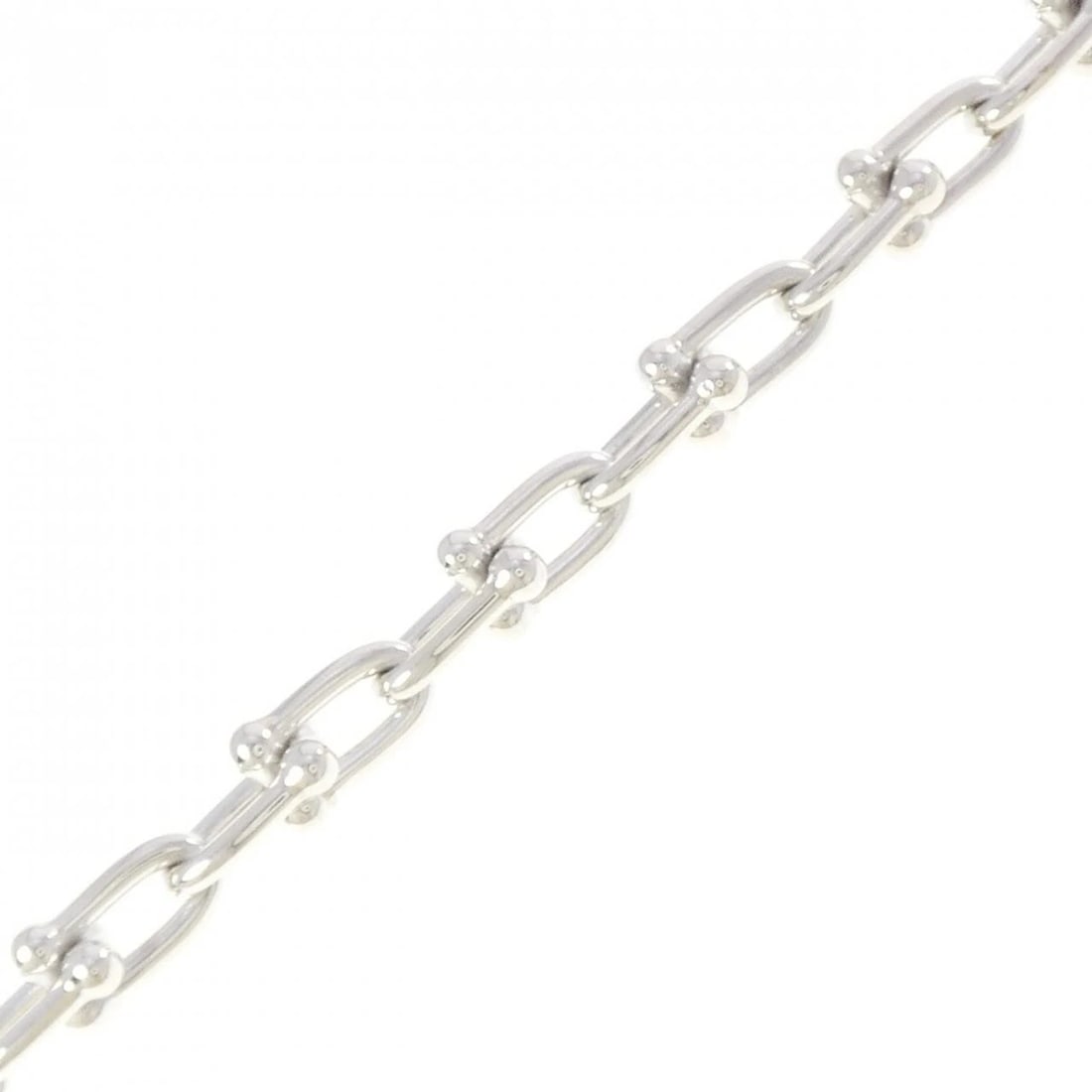 TIFFANY & CO. HARDWARE SMALL LINK BRACELET: TIFFANY & Co. Hardware Small Link Bracelet Brand: TIFFANY&Co. Type/Style: TIFFANY & Co. Bracelet Material: 925Silver, Color: Silver Size: 20cm Max width approx: 6.4mm Accessories: None Accessories