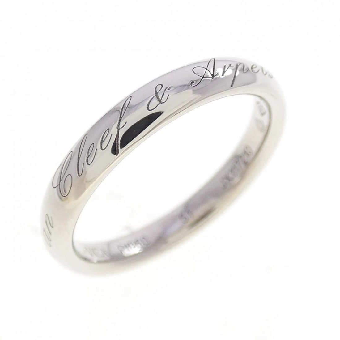 VAN CLEEF & ARPELS INFINIE SENIOR TULLE RING: Van Cleef & Arpels Infinie Senior Tulle Ring Brand: Van Cleef & Arpels Type/Style: Van Cleef & Arpels Ring Material: Platinum950, Color: Platinum Size: US5 3/4(51) Accessories: None Accessories