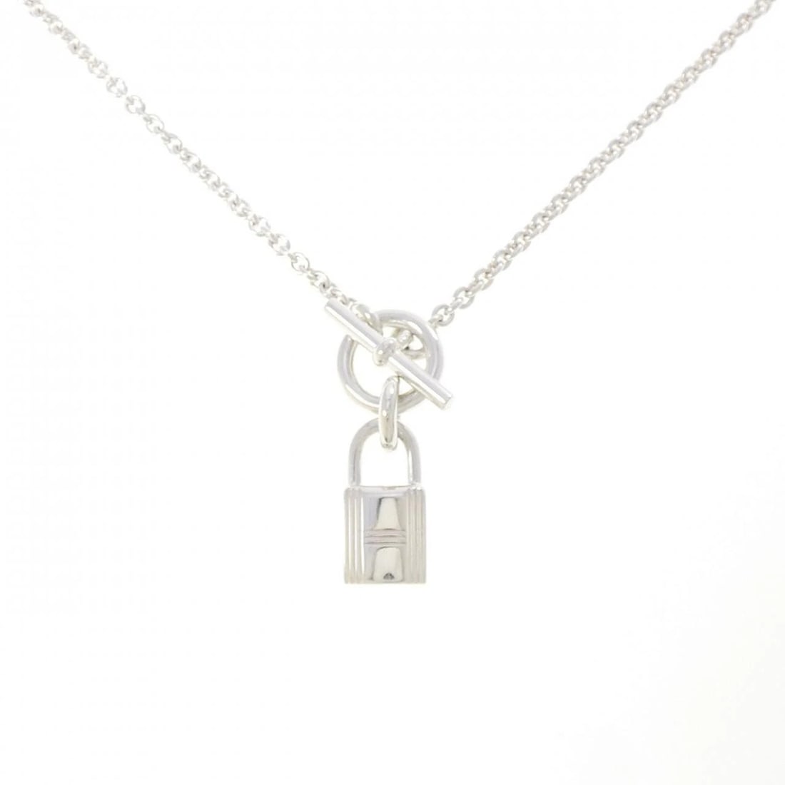 HERMES AMULET CADENA NECKLACE: Hermes Amulet Cadena Necklace Brand: HERMES Type/Style: Hermes Necklace Material: 925Silver, Color: Silver Size: 41cm Pendant length approx. x width approx.: 28.6mmx16.3mm Chain maximum width