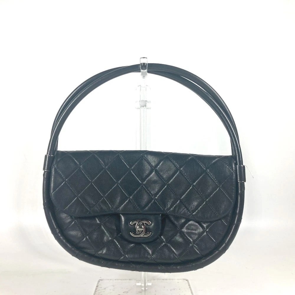 CHANEL HULA HOOP MATELASSE CC HAND BAG: CHANEL Hula hoop Matelasse CC Hand Bag Brand: CHANEL Type/Style: Hand Bag Material: lambskin leather Color: Black/Silver Hardware Size: W10.6xH10.2xD3.0inch / W27cmxH26cmxD7.5cm Accessories: None