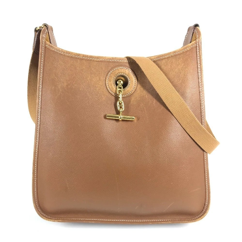 HERMES VESPA PM CROSSBODY SHOULDER BAG: HERMES Vespa PM Crossbody Shoulder Bag Brand: HERMES Type/Style: Shoulder Bag Material: Leather Color: Brown / GoldHardware Size: W9.6xH10.8xD3.0inch / W24.5cmxH27.5cmxD7.5cm Accessories: None