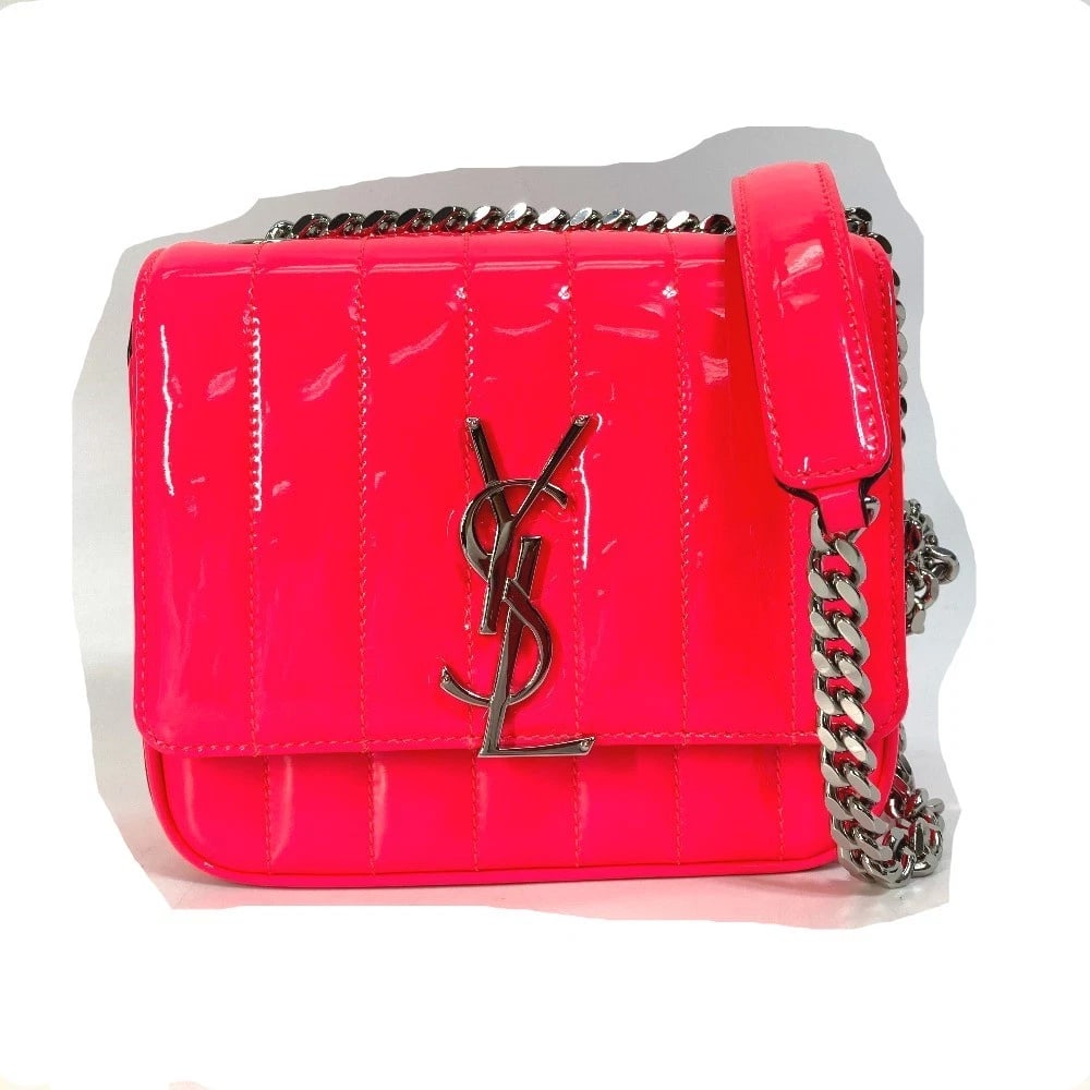 SAINT LAURENT PARIS YSL VICKY SMALL CHAIN SHOULDER BAG: SAINT LAURENT PARIS YSL vicky small Chain Shoulder Bag Brand: SAINT LAURENT PARIS Type/Style: Shoulder Bag Material: Patent Leather Color: Pink Based Size: W6.3xH5.9xD2.4inch / W16cmxH15cmxD6cm Ac