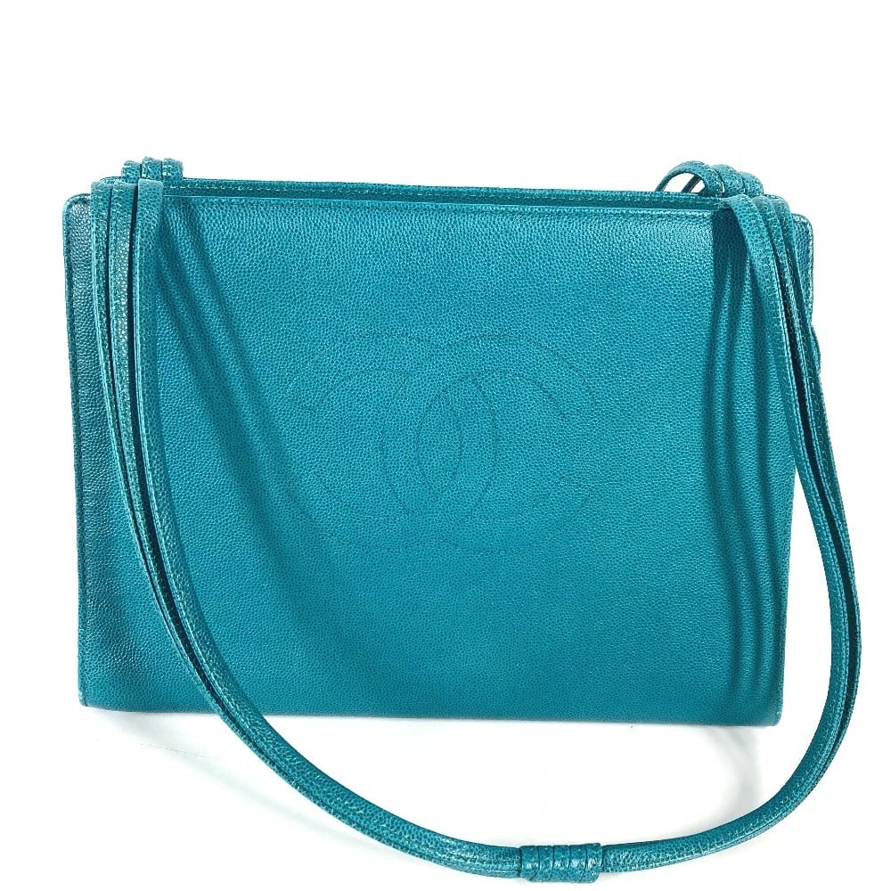 CHANEL BAG TOTE BAG CC CC MARK SHOULDER SHOULDER BAG: CHANEL Bag Tote Bag CC CC Mark Shoulder Shoulder Bag Brand: CHANEL Type/Style: Shoulder Bag Material: Caviar Leather Color: Greenbased Size: W10.4xH7.5xD3.3inch / W26.5cmxH19cmxD8.5cm Accessories: