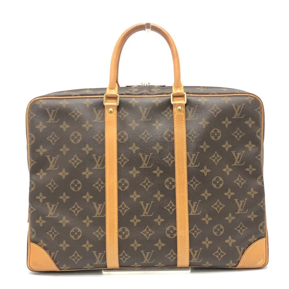 LOUIS VUITTON PORTO DOCUT VOYAGE BRIEFCASE DOCUT BAG: LOUIS VUITTON Porto Docut Voyage Briefcase Docut Bag Brand: Louis Vuitton Type/Style: Business bag Material: Monogram Canvas Color: Brown Size: W16.1xH12.0xD2.2inch / W41cmxH30.5cmxD5.5cm Handle: