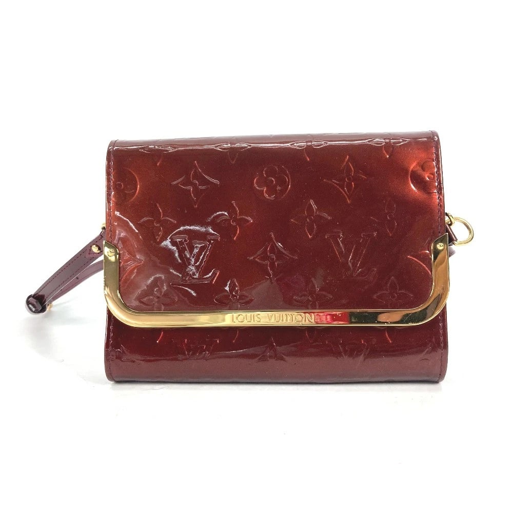 LOUIS VUITTON MONOGRAMVERNIS ROSSMORE PM 2WAY BAG: LOUIS VUITTON MonogramVernis Rossmore PM 2WAY Bag Brand: LOUIS VUITTON Type/Style: Clutch bag Material: Monogram Vernis Color: Rouge Forvist / purple Size: W6.9xH5.1xD1.0inch / W17.5cmxH13cmxD2.5cm