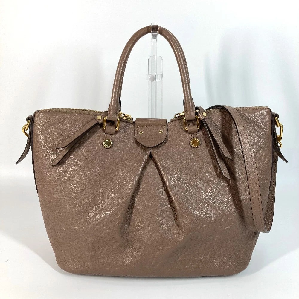 LOUIS VUITTON MONOGRAMEMPREINTE MOTHERLINE MM 2WAY SHOULDER BAG: LOUIS VUITTON MonogramEmpreinte Motherline MM 2WAY Shoulder Bag Brand: LOUISVUITTION Type/Style: Hand bag Material: MonogramEmpreinteLeather Color: Mastic / BeigeBased Size: W11.8xH10.0xD5.5inch /