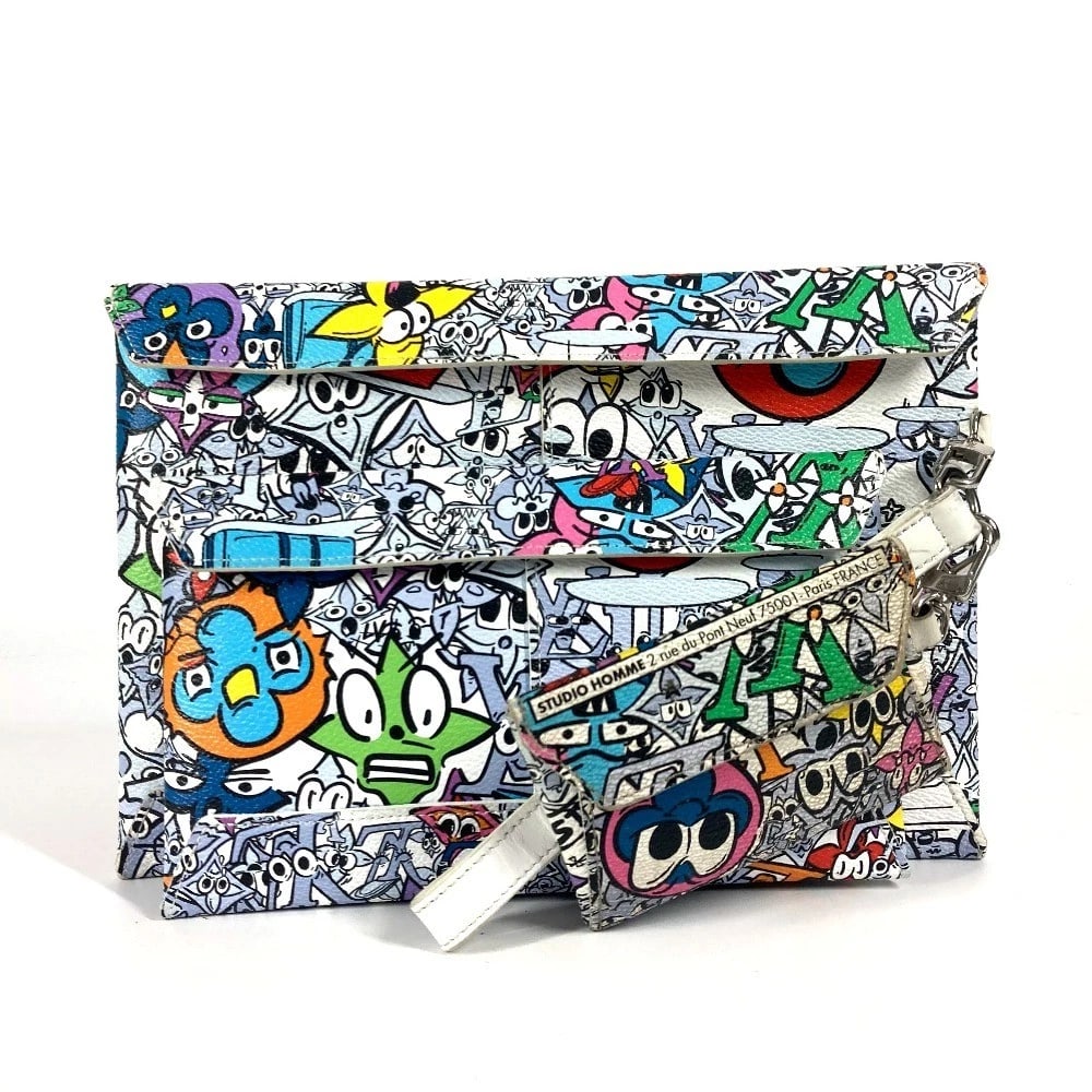 LOUIS VUITTON MONOGRAM COMICS POUCH CASE CLUTCH BAG: LOUIS VUITTON Monogram comics Pouch Case Clutch bag Brand: LOUIS VUITTON Type/Style: Clutch bag Material: Leather/Canvas Color: Multicolore Size: W10.0xH6.9inch / W25.5cmxH17.5cm Accessories: None