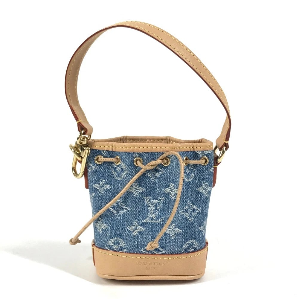 LOUIS VUITTON MONOGRAMDENIM MIKLONOE BAG: LOUIS VUITTON MonogramDenim Miklonoe Bag Brand: LOUIS VUITTON Type/Style: Key Holder Material: Monogram Denim Canvas Color: blue Size: W2.6xH3.1inch / W6.5cmxH8cm Accessories: None Accessories