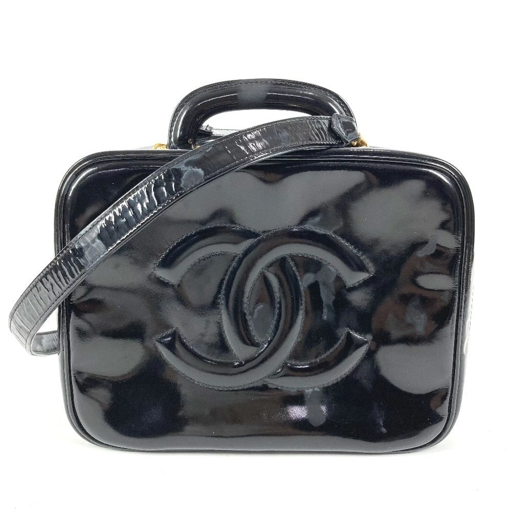 CHANEL 2WAY BAG CC CC MARK LOGO VANITY BAG SHOULDER BAG: CHANEL 2WAY bag CC CC Mark logo vanity Bag Shoulder Bag Brand: CHANEL Type/Style: Hand Bag Material: enamel Color: Black/Gold Hardware Size: W9.3xH7.1xD3.9inch / W23.5cmxH18cmxD10cm Accessories: N