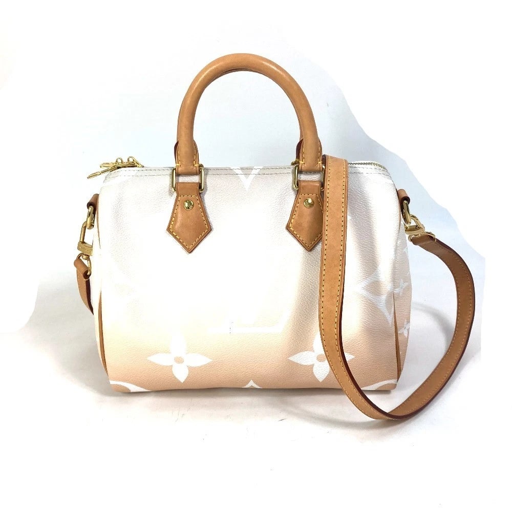 LOUIS VUITTON MONOGRAM BANDOULIERE25 HAND BAG: LOUIS VUITTON Monogram Bandouliere25 Hand Bag Brand: LOUIS VUITTON Type/Style: Hand Bag Material: Monogram Giant Canvas Color: Bloom / Orange Size: W9.6xH7.1xD4.9inch / W24.5cmxH18cmxD12.5cm Acces