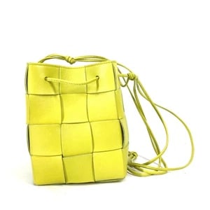 BOTTEGA VENETA SMALL CASSETTE CROSSBODY BUCKET BAG: BOTTEGA VENETA Small Cassette Crossbody Bucket Bag Brand: Type/Style: Shoulder Bag Material: Calf leather Color: Kiwi / Light green Size: W5.5xH7.1xD5.5inch / W14cmxH18cmxD14cm Accessories: None <