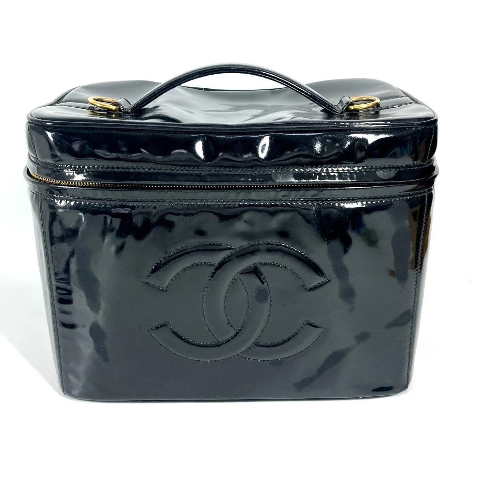 CHANEL CC VANITY BAG 2WAY SHOULDER BAG: CHANEL CC Vanity Bag 2WAY Shoulder Bag Brand: CHANEL Type/Style: Hand Bag Material: Patent Leather Color: Black Size: W11.6xH8.7inch / W29.5cmxH22cm Accessories: None Accessories Notice: W