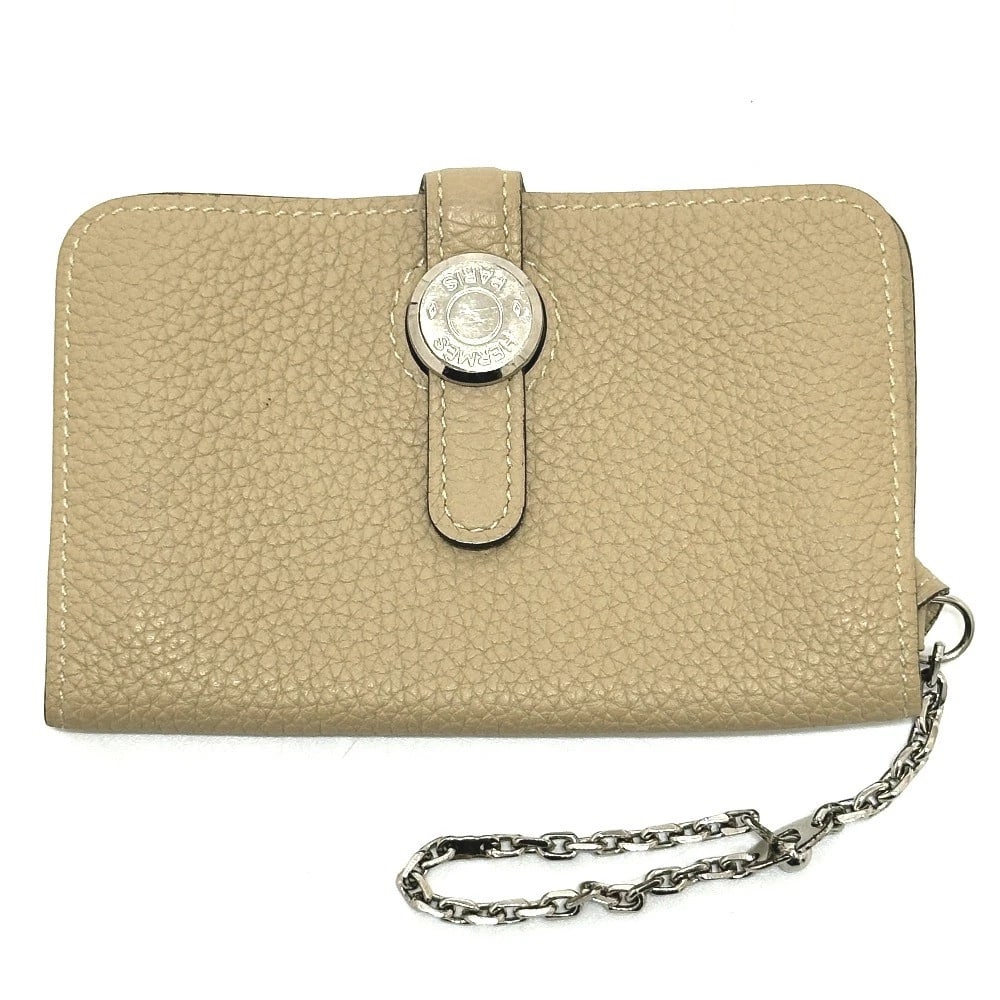 HERMES DOGON KEY CASE WITH CHAIN COIN PURSE: HERMES Dogon Key Case with chain coin purse Brand: HERMES Type/Style: coin purse Material: Taurillon Clece Color: Beige Size: W4.7xH2.8xD0.3inch / W12cmxH7cmxD0.7cm Accessories: None Accessories