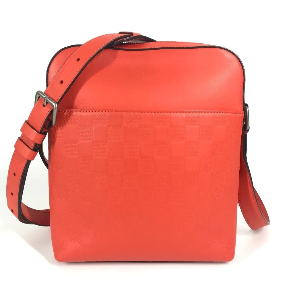 LOUIS VUITTON DAMIER INFINI POCHETTE DISTRICT POCHETTE SHOULDER BAG (1 of 9)