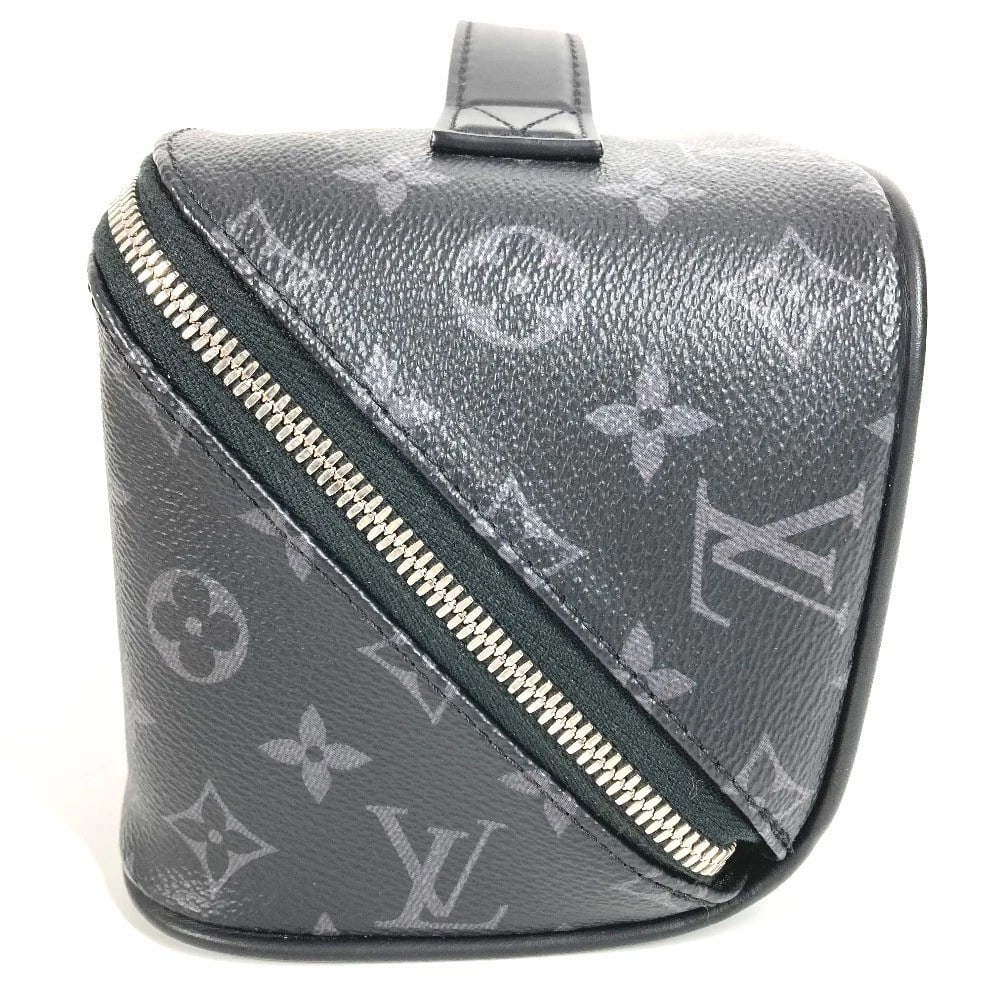 LOUIS VUITTON MONOGRAMECLIPSE TOILETRY BAG - 3