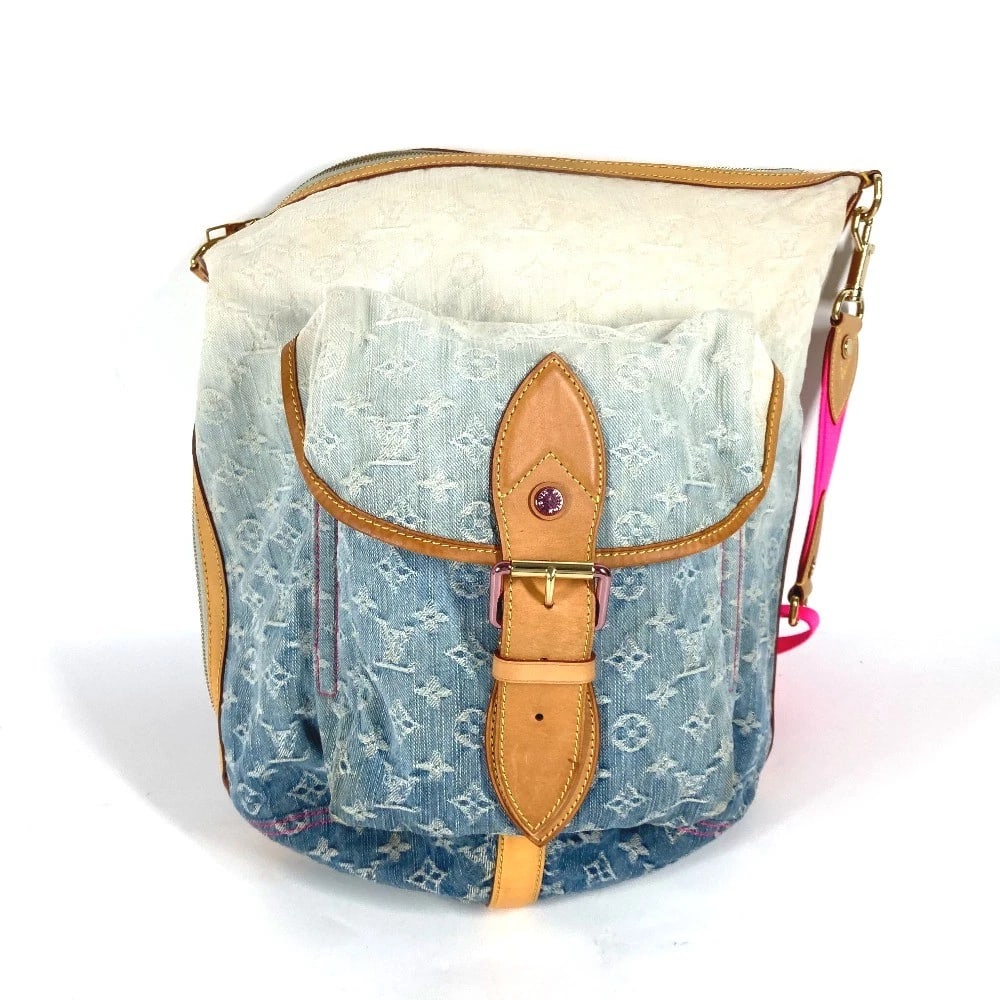 LOUIS VUITTON GRADIENT SUNBURSTPM BAG: LOUIS VUITTON Gradient SunburstPM Bag Brand: LOUIS VUITTON Type/Style: Shoulder Bag Material: MonogramDenim Color: blue / pink Size: W15.9xH15.4xD4.7inch / W40.5cmxH39cmxD12cm Accessories: None