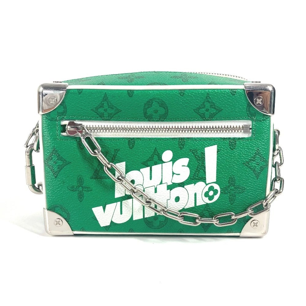 LOUIS VUITTON MONOGRAM EVERYDAY SHOULDER BAG: LOUIS VUITTON Monogram Everyday Shoulder Bag Brand: LOUIS VUITTON Type/Style: Shoulder Bag Material: MonogramCanvas Color: Green Size: W7.1xH4.7xD2.8inch / W18cmxH12cmxD7cm Accessories: None <