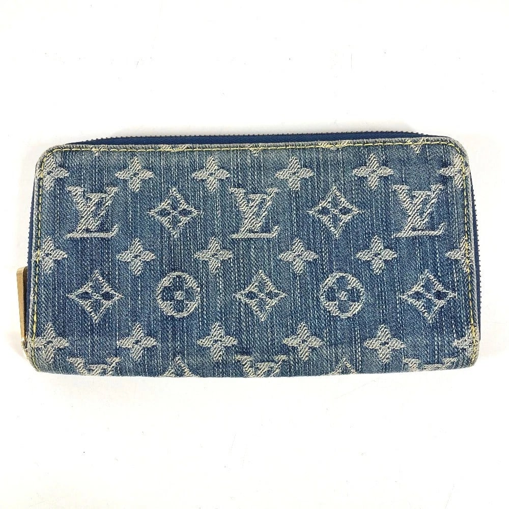 LOUIS VUITTON MONOGRAMDENIM ZIPPY WALLET: LOUIS VUITTON MonogramDenim Zippy Wallet Brand: LOUIS VUITTON Type/Style: Long Wallet Material: Monogram Denim Canvas Color: Blue Size: W7.7xH3.9inch / W19.5cmxH10cm Accessories: None Accessories