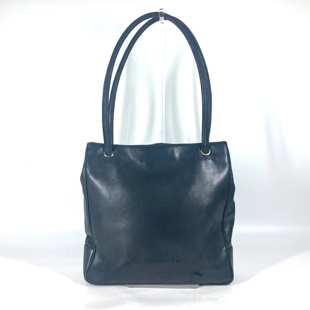 CHANEL CC CC MARK SHOULDER BAG: CHANEL CC CC Mark Shoulder bag Brand: CHANEL Type/Style: Duffle Bag Material: Leather Color: Dark navy Size: W12.0xH12.0xD3.1inch / W30.5cmxH30.5cmxD8cm Accessories: None Accessories Notic