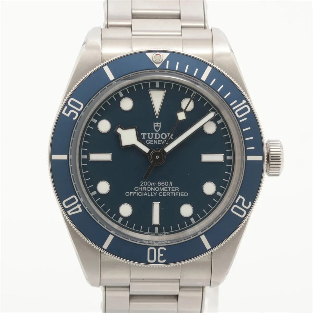 TUDOR BLACK BAY 58 SS AT BLUE DIAL WATCH: Tudor Black Bay 58 Ss At Blue Dial Watch Brand: Tudor Type/Style: Wristwatch Material: SS Color: Dial Color Blue Size: Case:W1.2 x H1.2inch / W39 x H39 Circumference of Wrist:4.9inch / 12.5