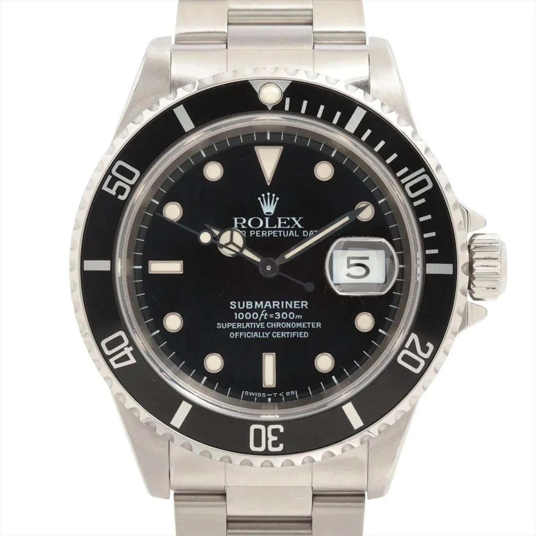 ROLEX SUBMARINER DATE SS AT BLACK DIAL WATCH: Rolex Submariner Date Ss At Black Dial Watch Brand: Rolex Type/Style: Wristwatch Material: SS Color: Dial Color Black Size: Case:W1.6 x H1.6inch / W40 x H40 Circumference of Wrist:6.3inch / 16 Acc