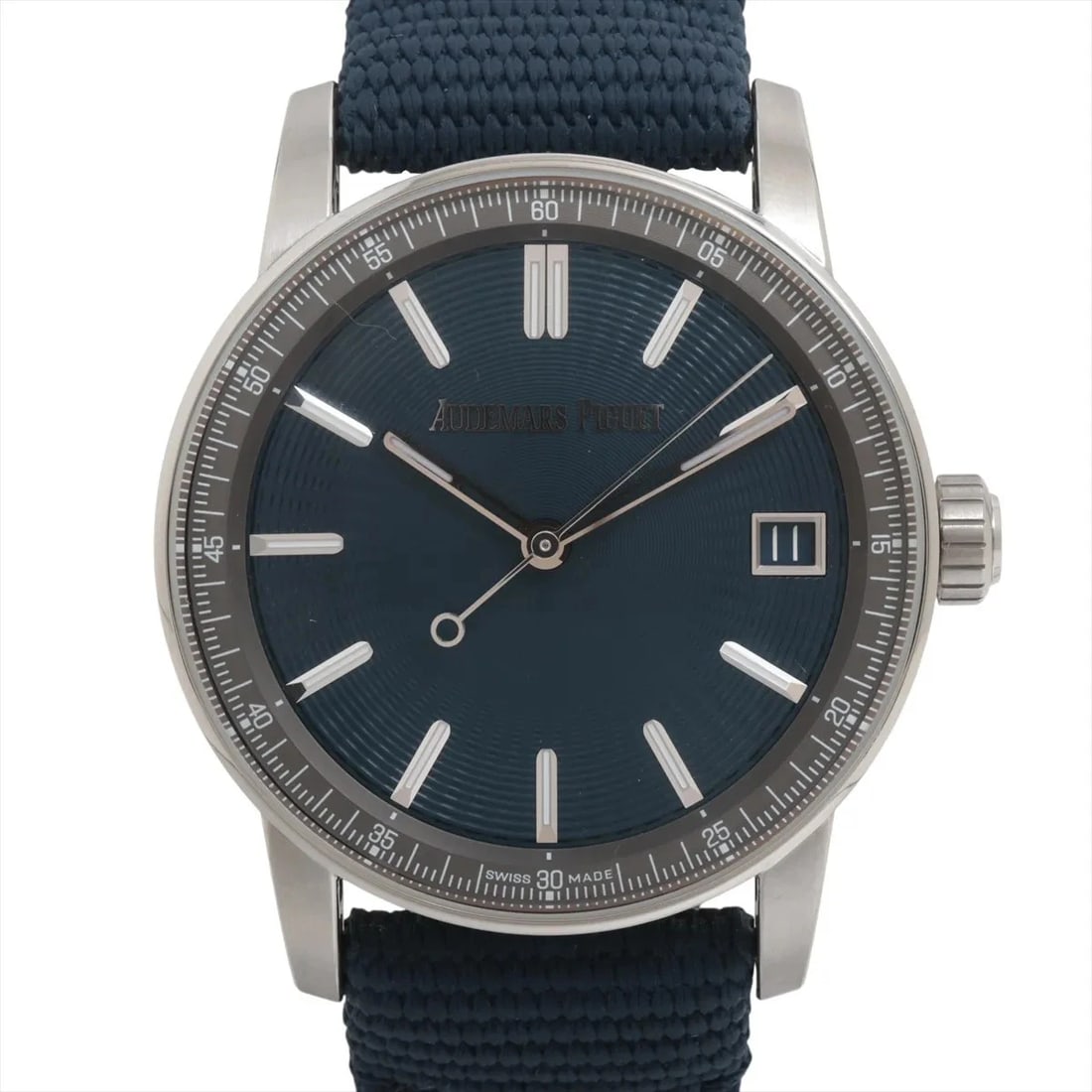 AUDEMARS PIGUET CODE AUDEMARS PIGUET AUTOMATIC SS WATCH: Audemars Piguet Code Audemars Piguet Automatic Ss Watch Brand: Audemars Piguet Type/Style: Wristwatch Material: SS & Rubber Color: Dial Color night blue Size: Case:W1.6 x H1.6inch / W41 x H41 Circumfe