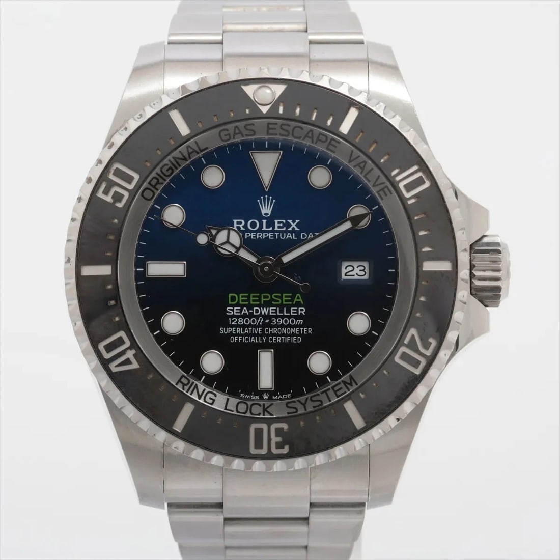 ROLEX SEA-DWELLER DEEP SEA SS AT D BLUE DIAL WATCH: Rolex Sea-Dweller Deep Sea Ss At D Blue Dial Watch Brand: Rolex Type/Style: Wristwatch Material: SS Color: Dial Color D blue Size: Case:W1.6 x H1.6inch / W44 x H44 Circumference of Wrist:7.1inch / 18 