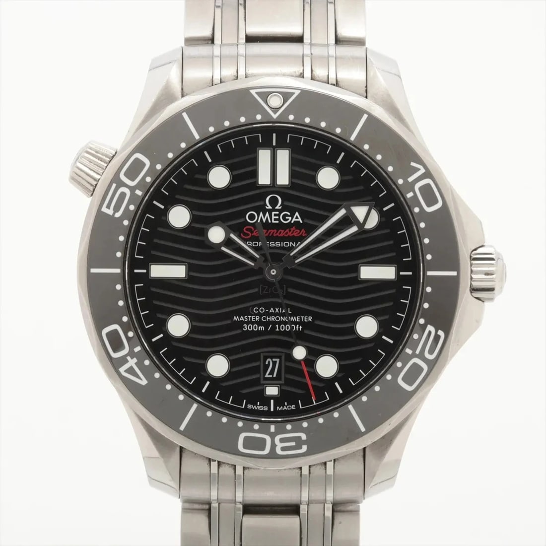 OMEGA SEAMASTER PROFESSIONAL DIVER CO-AXIAL MASTER CHRONOMETER WATCH: Omega Seamaster Professional Diver Co-Axial Master Chronometer Watch Brand: Omega Type/Style: Wristwatch Material: SS Color: Dial Color Black Size: Case:W1.6 x H1.6inch / W42 x H42 Circumference of Wr