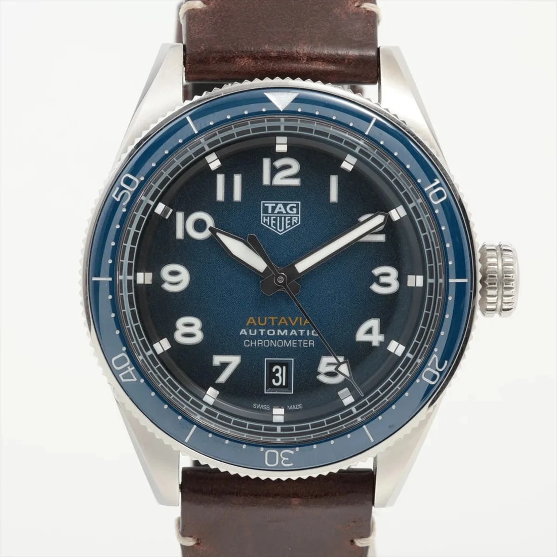 TAG HEUER OTAVIA SS & LEATHER AT BLUE DIAL WATCH: Tag Heuer Otavia Ss & Leather At Blue Dial Watch Brand: TAG Heuer Type/Style: Wristwatch Material: SS & Leather Color: Dial Color Blue Size: Case:W1.6 x H1.6inch / W42 x H42 Circumference of Wrist:7.7