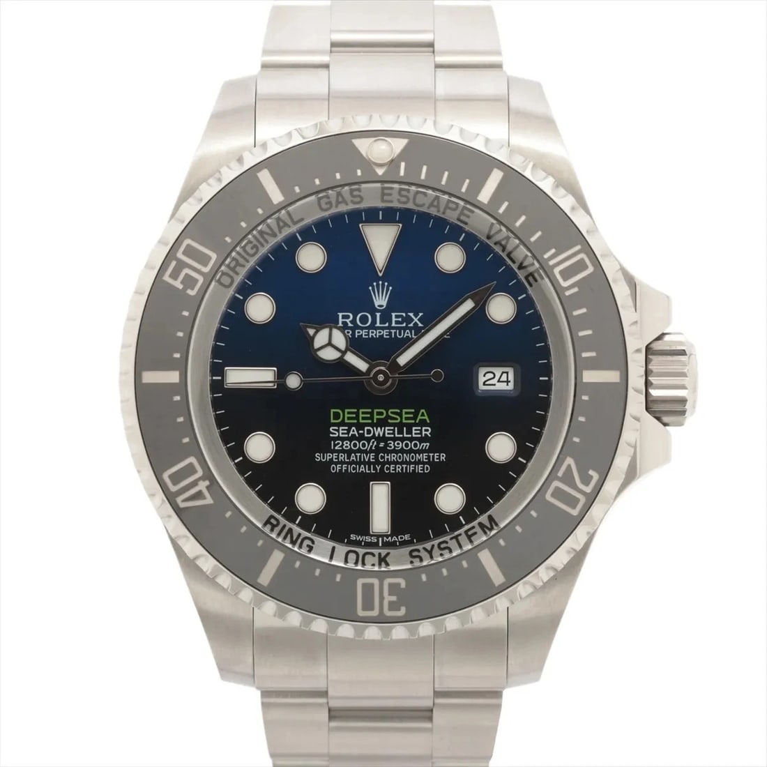ROLEX SEA-DWELLER DEEP SS AT D BLUE DIAL WATCH: Rolex Sea-Dweller Deep Ss At D Blue Dial Watch Brand: Rolex Type/Style: Wristwatch Material: SS Color: Dial Color D blue Size: Case:W1.6 x H1.6inch / W44 x H44 Circumference of Wrist:7.5inch / 19